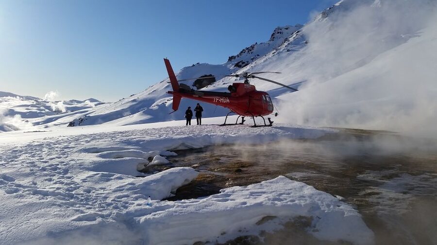 1-Hour Helicopter Tour in Iceland: The Geothermal Tour - Looking into volcanic craters from the air