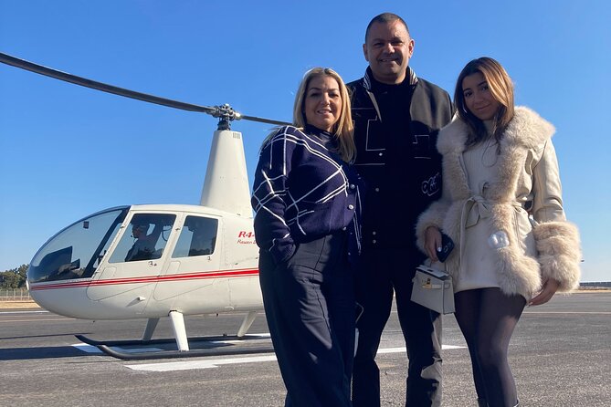 10-Min Helicopter Flight Tour Over Tokyo Bay - Staff, pilot, and the short flight rhythm