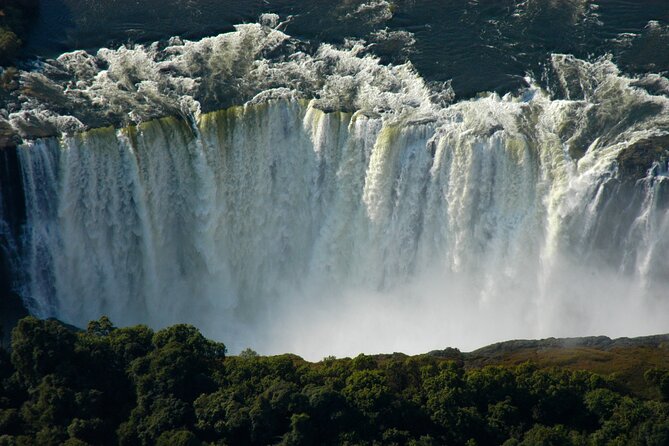 15 minutes scenic helicopter flight above Victoria Falls-Zimbabwe - Pickup and return keep the outing simple