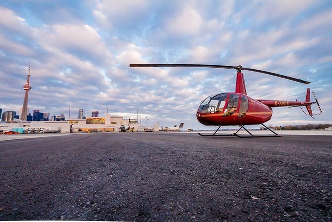 20 km Helicopter Tour over Toronto - What the 2,000-foot view gives you