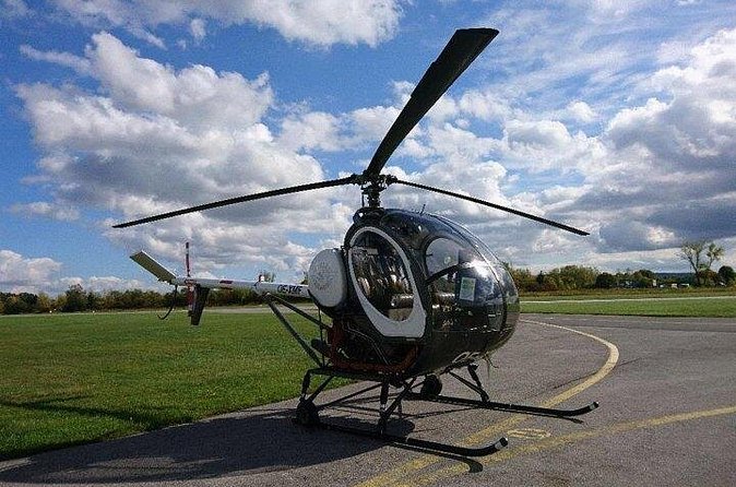 20 Minutes Helicopter Tour for 2 - Wiener Pforte between Bisamberg and Kahlenberg