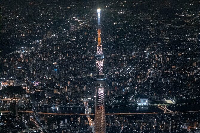 22-Min Tokyo City Lights Helicopter Tour – Skytree and Asakusa - Private seating for up to three people