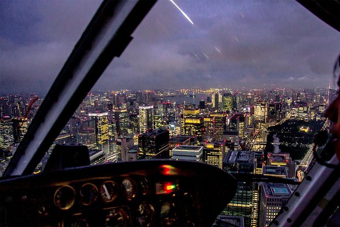22-Min Tokyo City Lights Helicopter Tour – Skytree and Asakusa - Staff and overall service