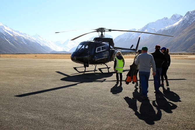 25-Minute Helicopter flight including an alpine landing - Crossing the Braided Rivers and Tasman Terminal Lake