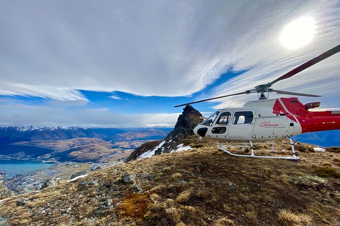 25-Minute Remarkables Helicopter Tour from Queenstown - Takeoff over Lake Wakatipu