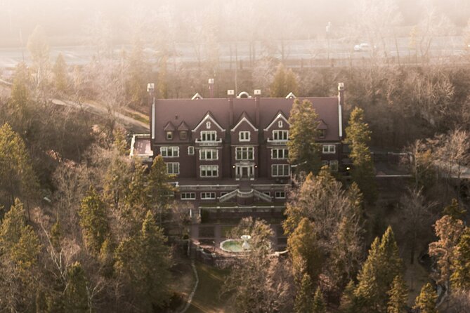 30-Mile North Shore Helicopter Tour - A private-feeling flight with only three seats