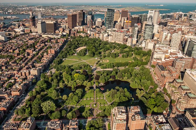 30-Min Private Helicopter Skyline Tour of Boston - Harvard and MIT from the sky