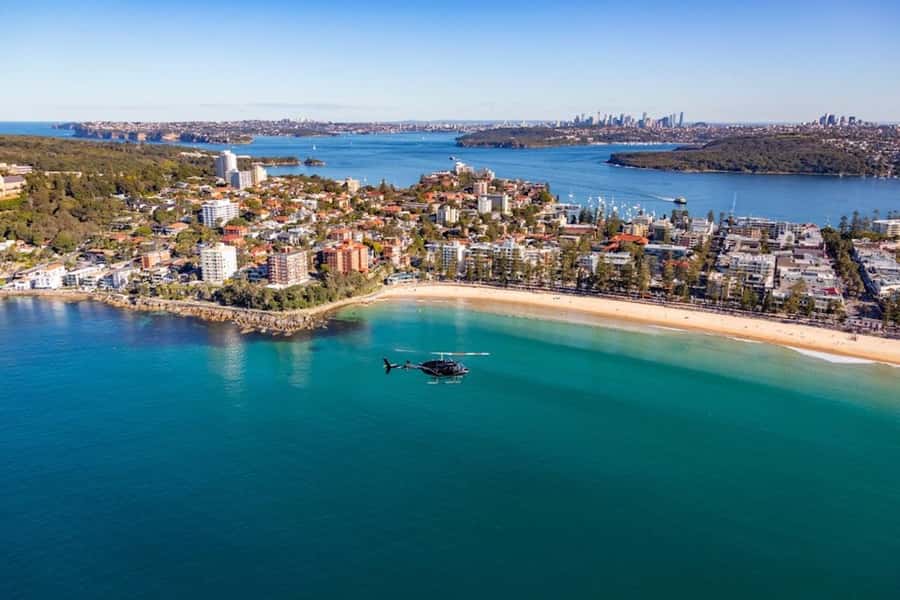 30-minute Private Sydney Harbour Helicopter Tour for 2 - Returning over Sydney Harbour