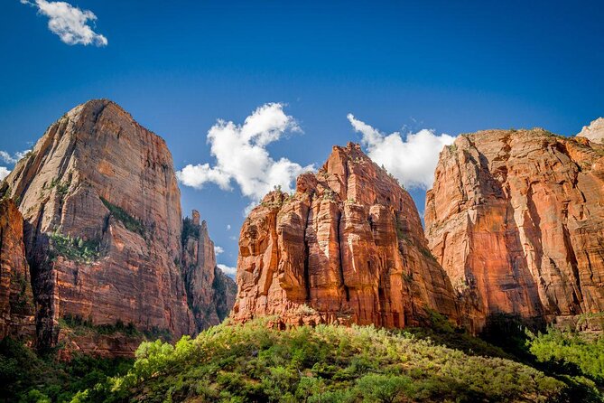 35 Mile - Zion National Park Panoramic Helicopter Flight - Zion from above: what this short flight really offers