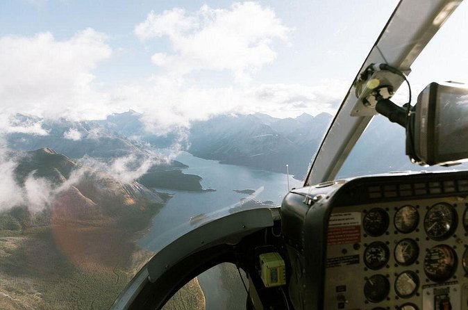 45 mins Helicopter tour to Mt Assiniboine & its Glaciers in Banff - Booking, weather, and timing advice