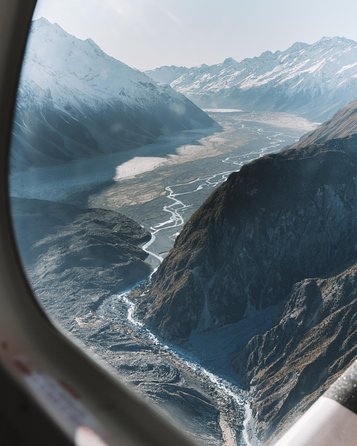 55-Minute Grand Circle Helicopter - Who will enjoy this flight most?