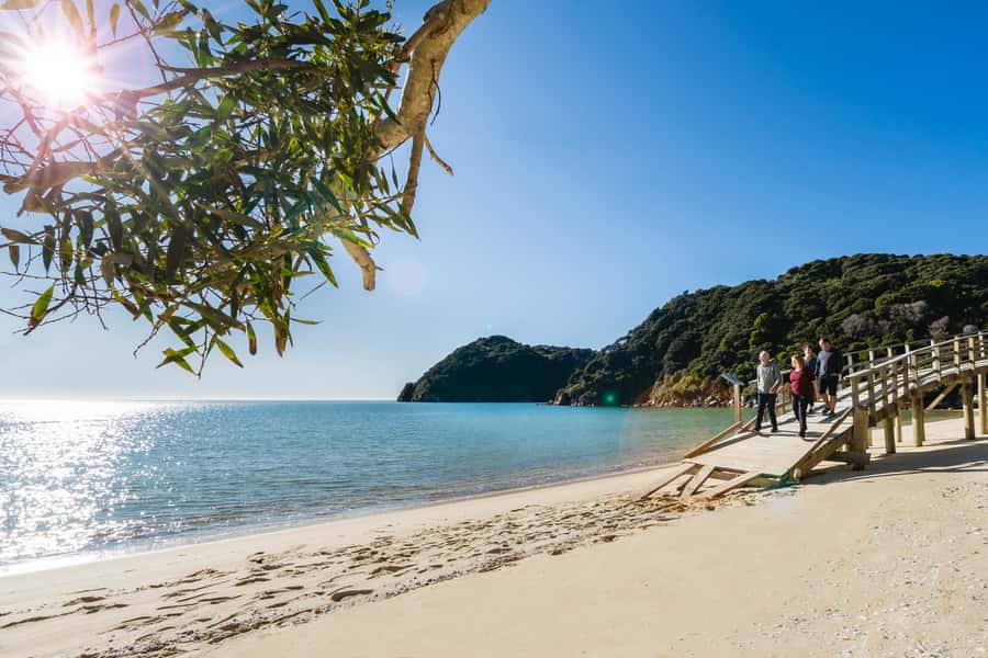 Abel Tasman National Park: Helicopter Flight with landing - Following the Abel Tasman coast from the air