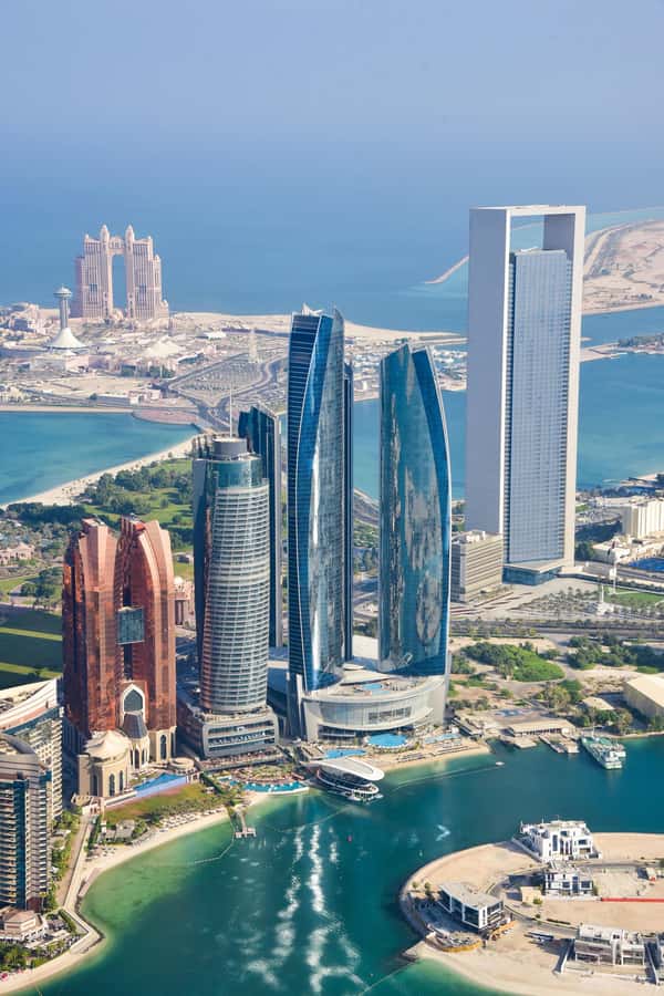 Abu Dhabi: Shared Helicopter Tour - Al Hudayriat Island and Capital Gate