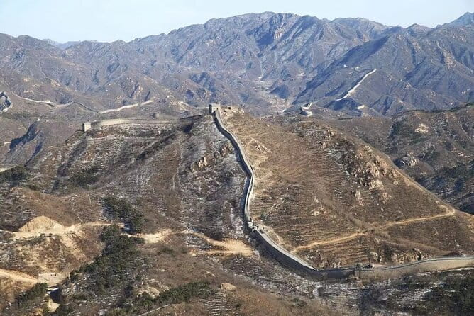 Aerial View of the Great Wall by Helicopter - What the Private Format Adds