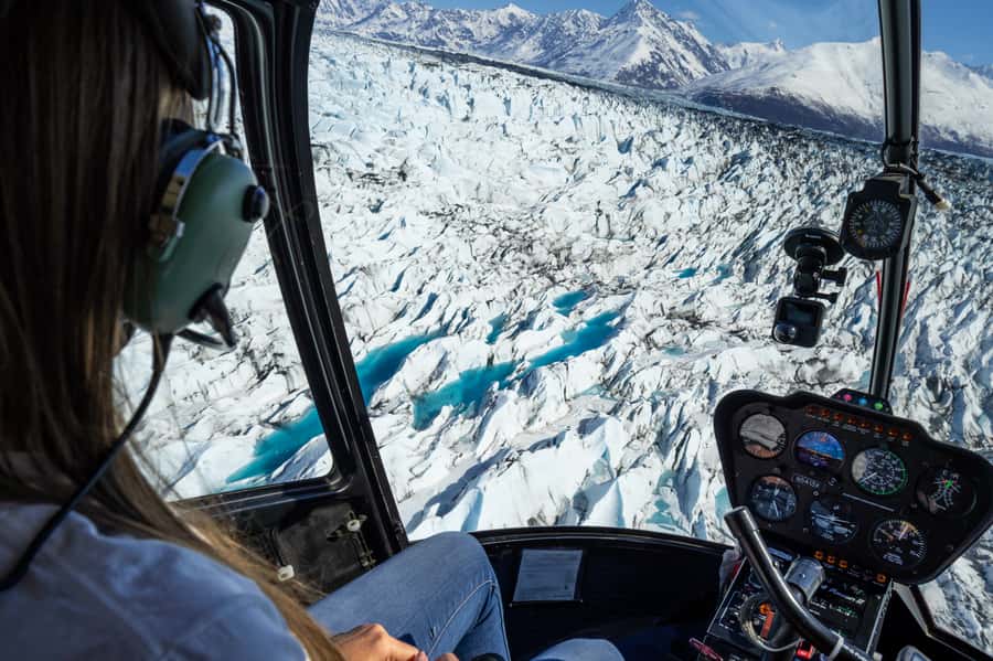 Anchorage: Knik Glacier Helicopter Tour with Landing - Flying through the Knik River Valley