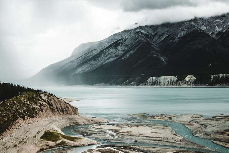 Banff/Jasper: Canadian Rockies Scenic Helicopter Tour - Is the helicopter price worth it?