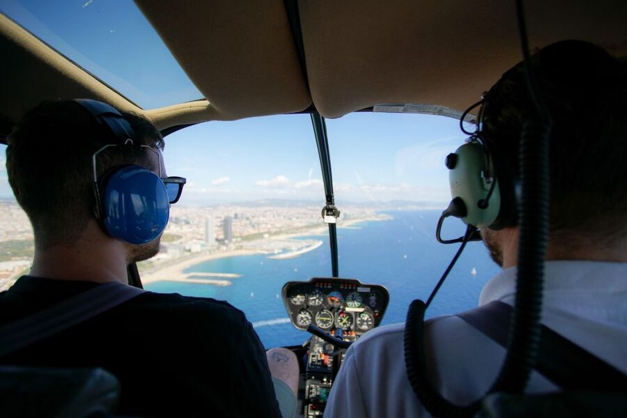 Barcelona: Helicopter Flight with Optional Yacht Cruise - What a seven-minute helicopter flight feels like