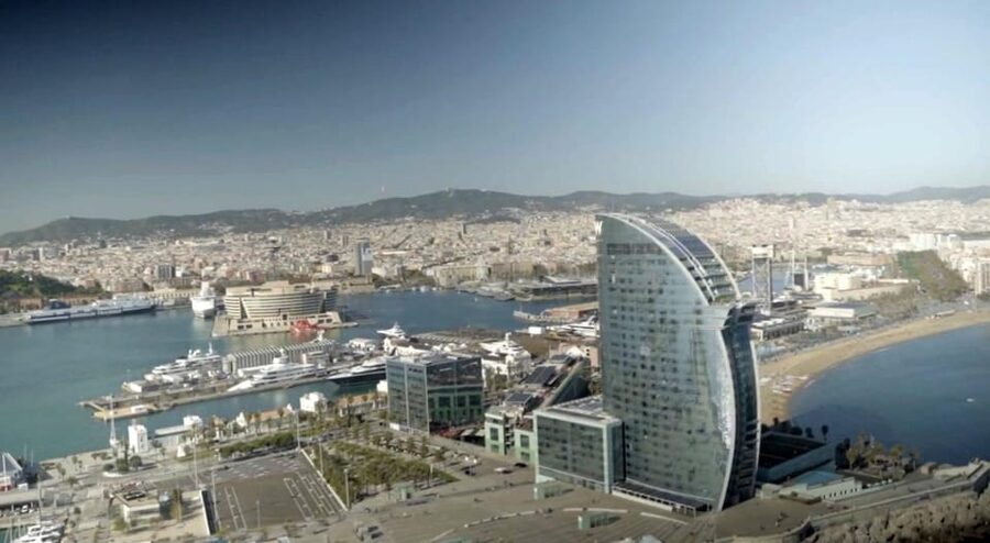 Barcelona: Helicopter Tour - Who will enjoy this most?