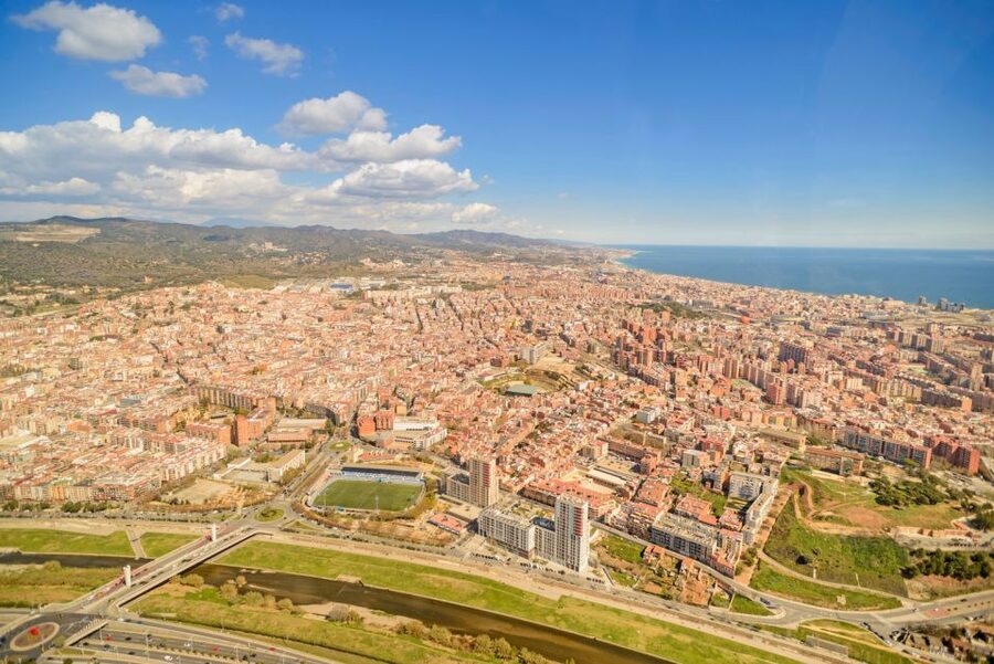 Barcelona: Panoramic Helicopter Flight & Boat Transfer - Is $248 fair for one hour?