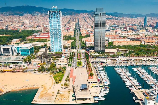 Barcelona's Coastline Helicopter Flight & Heliport Boat Transfer - Who will enjoy this most