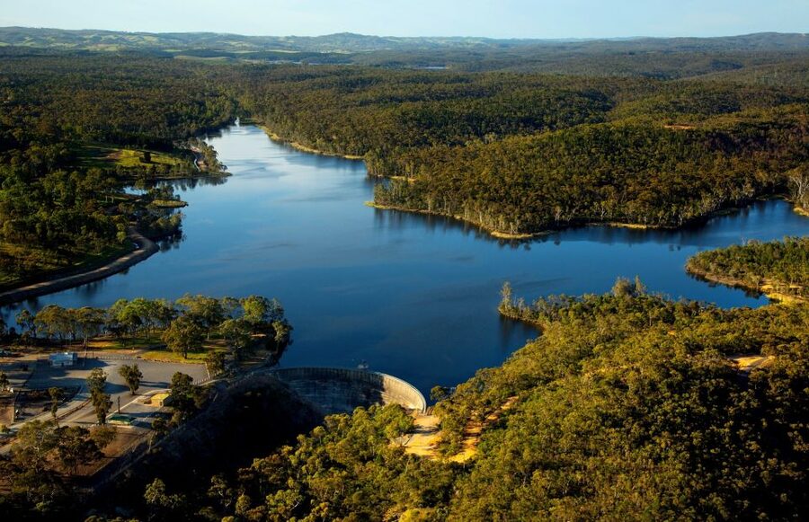 Barossa Valley: 10-Minute Scenic Helicopter Flight - Returning to base after 10 minutes