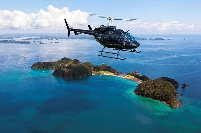 Bay of Islands and Hole in the Rock Scenic Helicopter Tour - The one-hour flight with a Maori-led nature walk
