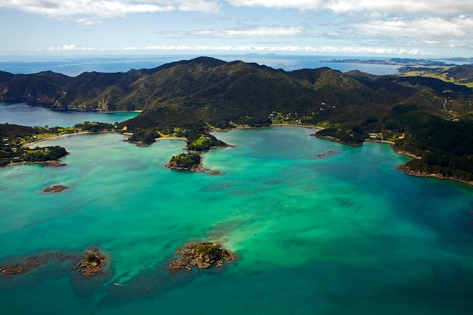 Bay of Islands and Hole in the Rock Scenic Helicopter Tour - The 20-minute scenic flight over Russell, Paihia, and Waitangi