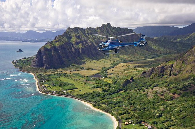 Blue Skies of Oahu Helicopter Tour - Kailua, Lanikai, and Mokuleia Islands