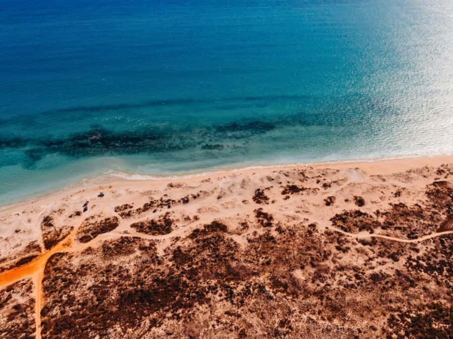 Broome: 30-Minute Scenic Helicopter Flight - Broome Jetty and Roebuck Bay complete the loop