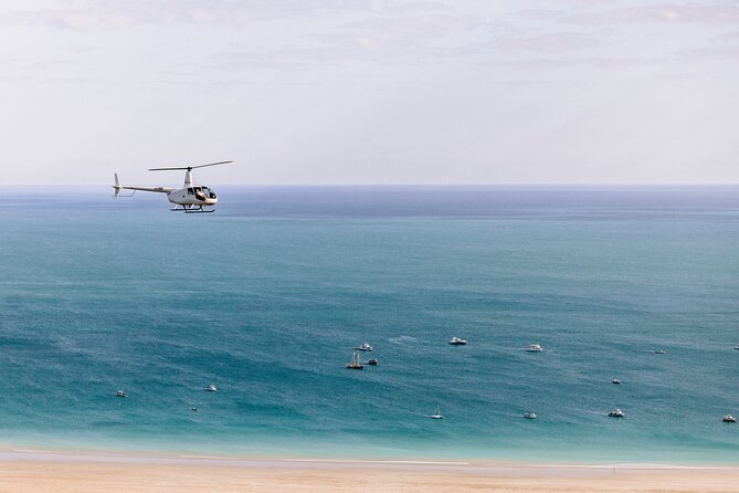 Broome: Romantic 45-Min Private Helicopter Flight & Beach Picnic - Gantheaume Point, Reddell Beach, and Broome’s red rock