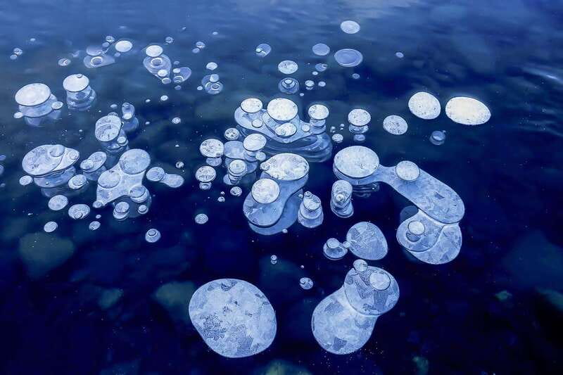 Canadian Rockies: Abraham Lake Ice Bubbles Helicopter Tour - Key points to know before booking