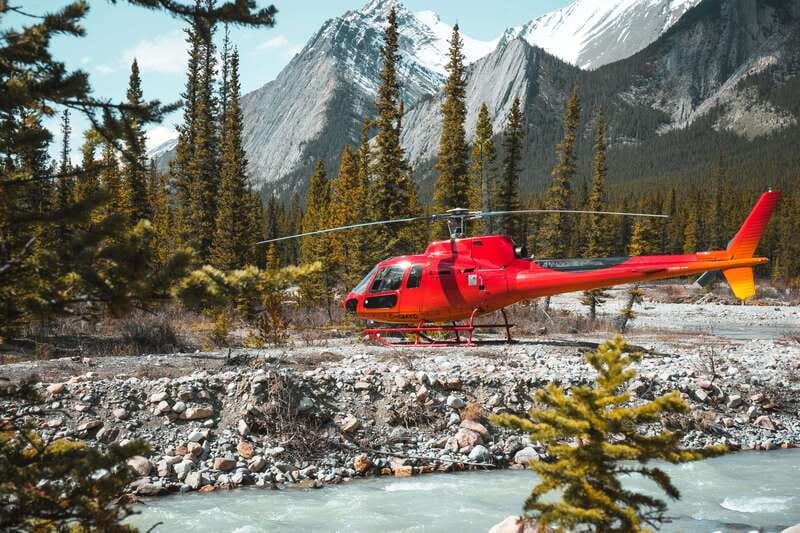 Canadian Rockies: Private Helicopter Tour and Hike for Two - Key details to know before booking