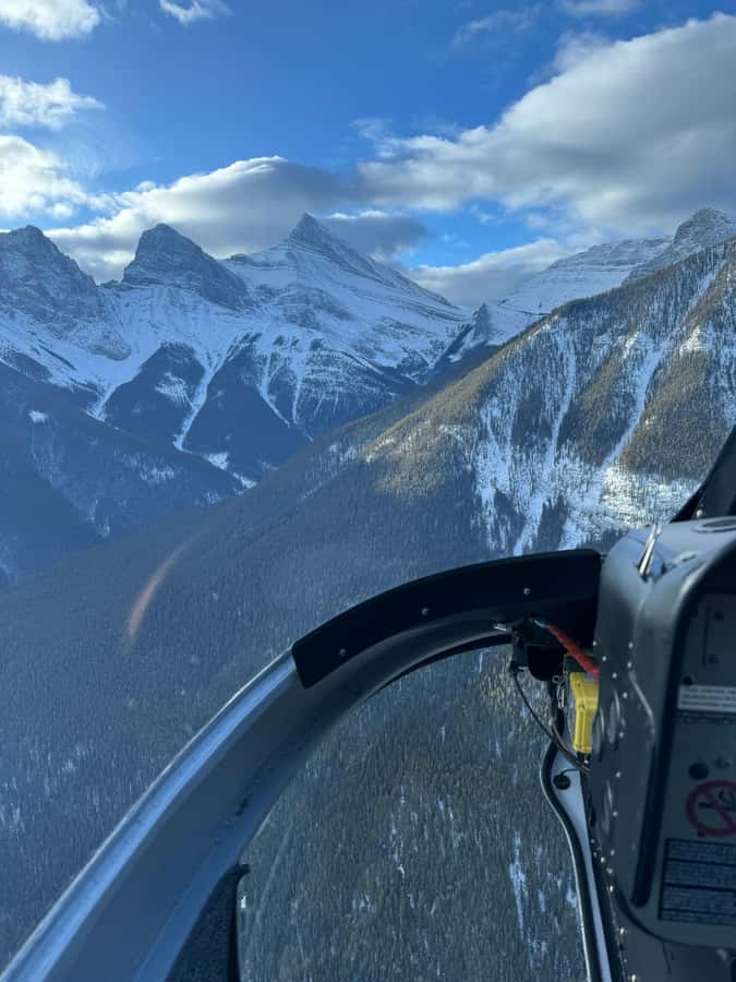 Canmore: 25-Minute Three Sisters Helicopter Tour - Key points about the Canmore helicopter flight