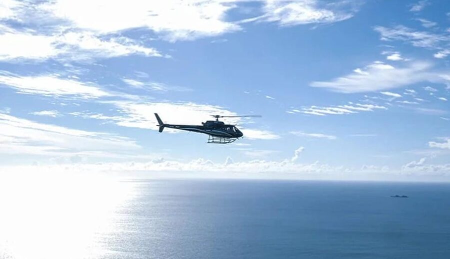 CANNES: Private Panoramic Helicopter Tour - What this helicopter tour feels like