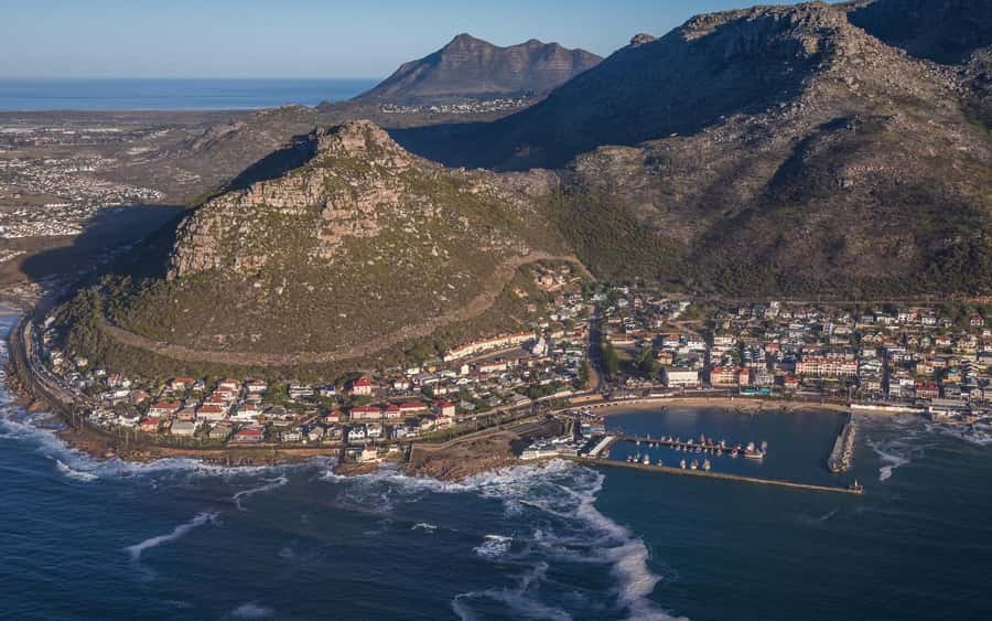 Cape Town: 2 Oceans Helicopter Flight with Boat Tour Ticket - Hout Bay and the Two Oceans question