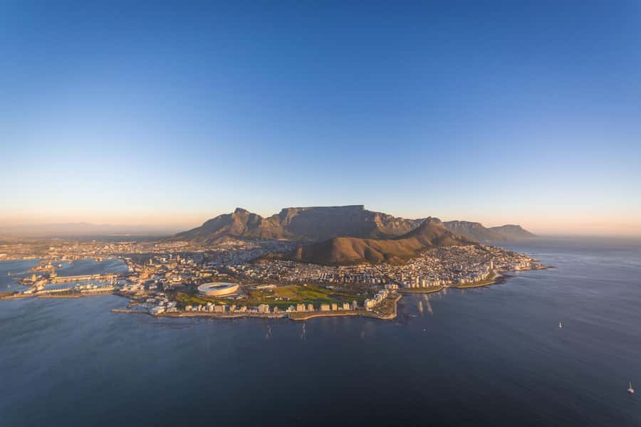 Cape Town: 20-Minute Helicopter Flight and Free Harbour Tour - The complimentary harbour cruise