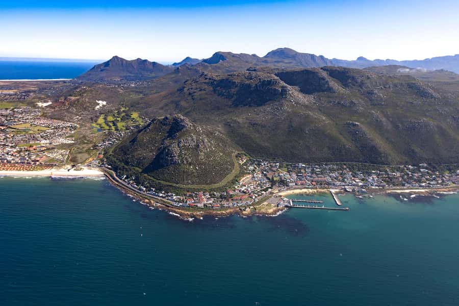Cape Town to Cape Point Helicopter Flight - 48Min - What the pilot adds to the flight