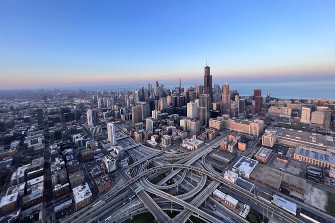 Chicago Helicopter 25-Mile Tour for up to Three Passengers - Starting at Vertiport Chicago