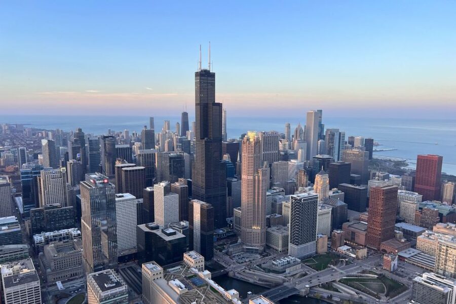 Chicago: Helicopter Tour of Chicago Skyline - Willis Tower and Downtown Chicago from above
