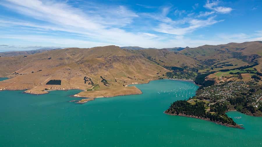 Christchurch: 20-Minutes City Helicopter Flight - The return over the estuary and coast