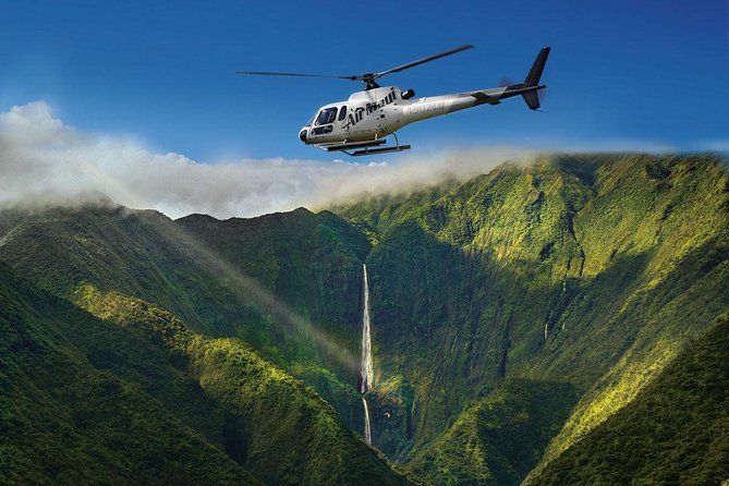 Complete Island 60-Minute Helicopter Tour - West Maui and the Wall of Tears