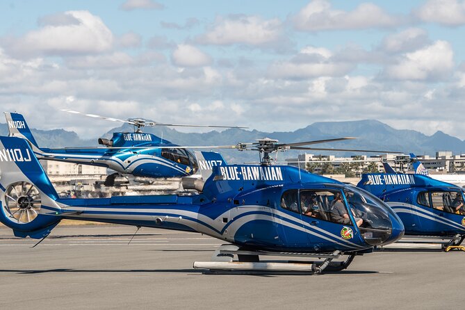 Complete Island Oahu Helicopter Tour - Kāneʻohe Bay and the island’s green interior