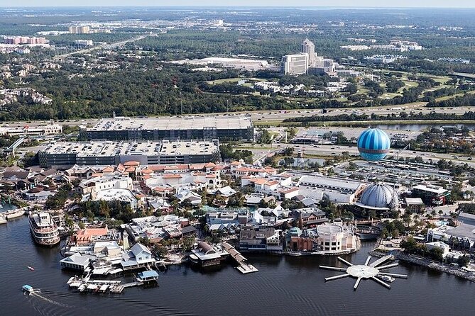 Day Flight 31 miles Helicopter Tour over all the Theme Parks - Starting at MaxFlight in Kissimmee