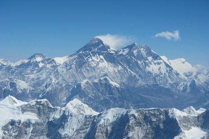 Day Tour to Everest Base Camp By Helicopter from Kathmandu group sharing flight - A fast morning above the Khumbu