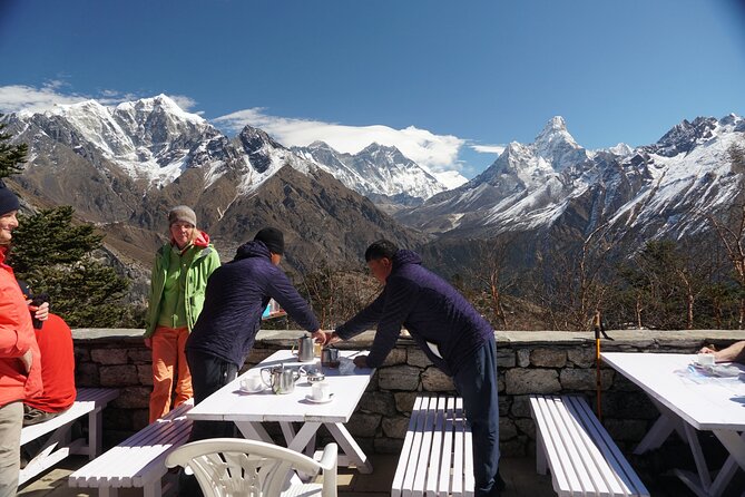 Day Tour to Everest Base Camp By Helicopter from Kathmandu group sharing flight - The Kala Patthar landing question