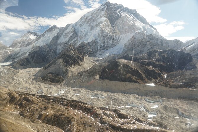 Day Tour to Everest Base Camp By Helicopter from Kathmandu group sharing flight - What the helicopter format does well