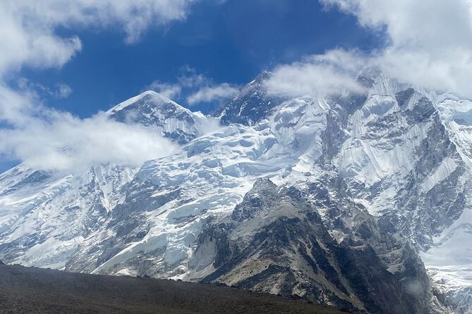 Day Tour to Everest Base Camp By Helicopter from Kathmandu group sharing flight - Flying toward Lukla and Everest