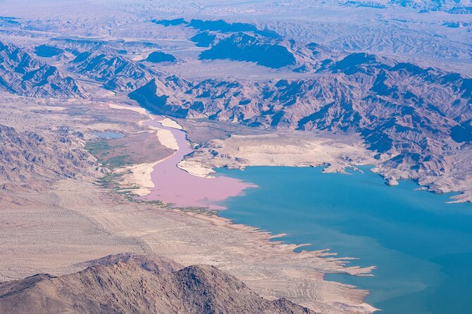 Daytime Hoover Dam and Las Vegas Strip Helicopter Flight - Why the pilot can make or break the experience