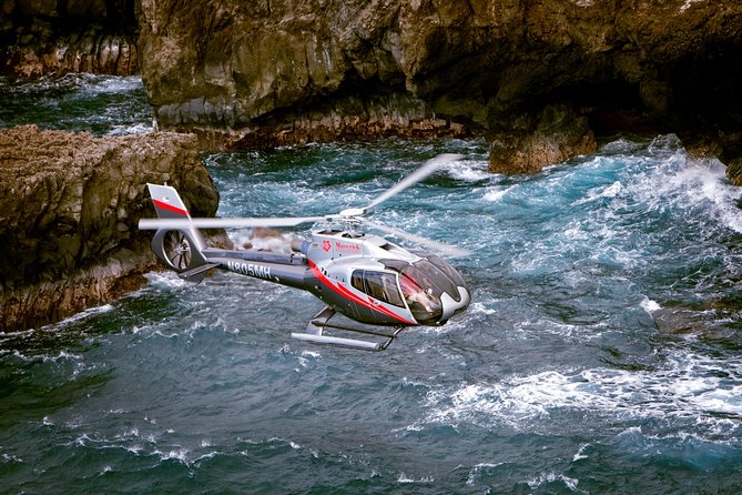 Deluxe Helicopter Tour of Molokai and Maui - Starting at Kahului and lifting over Maui