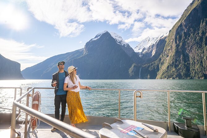 Discover Doubtful Sound // Helicopter Scenic Flight from Te Anau - Who will enjoy this flight most